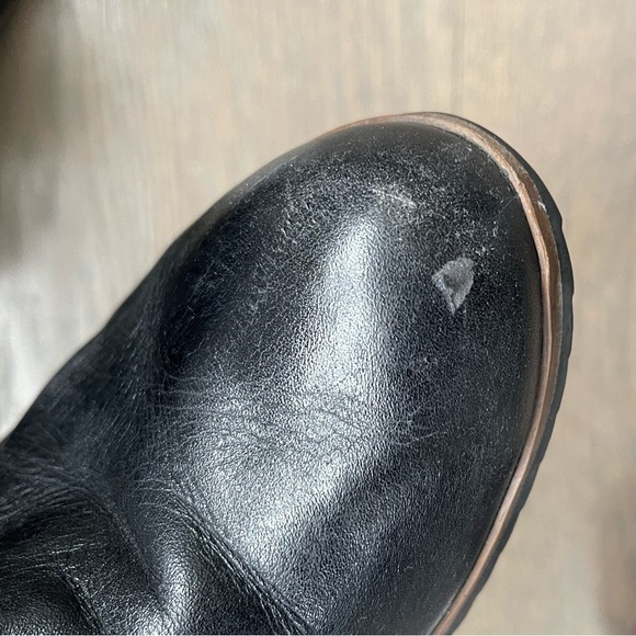 Tesori Black Leather Wedge Chelsea Boots size 10.5 - Picture 3 of 6